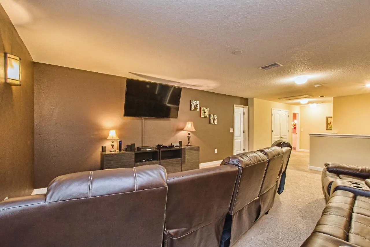 Home Next To Disney Cg1406 Davenport