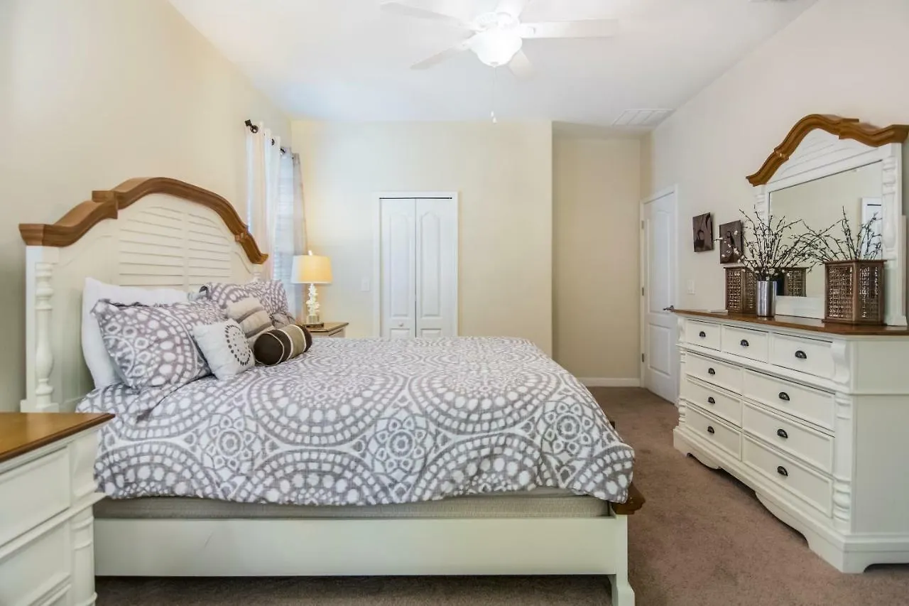 Home Next To Disney Cg1406 Davenport